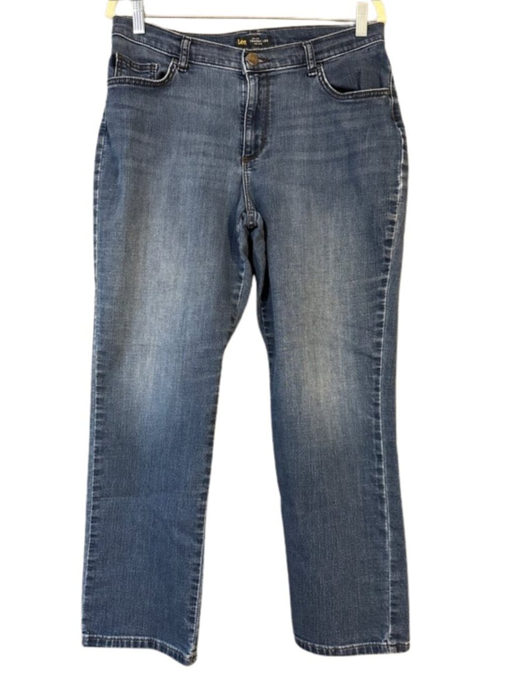 Lee Relaxed Straight Leg Jeans Women’s Size 12 Short Medium Wash Classic Denim